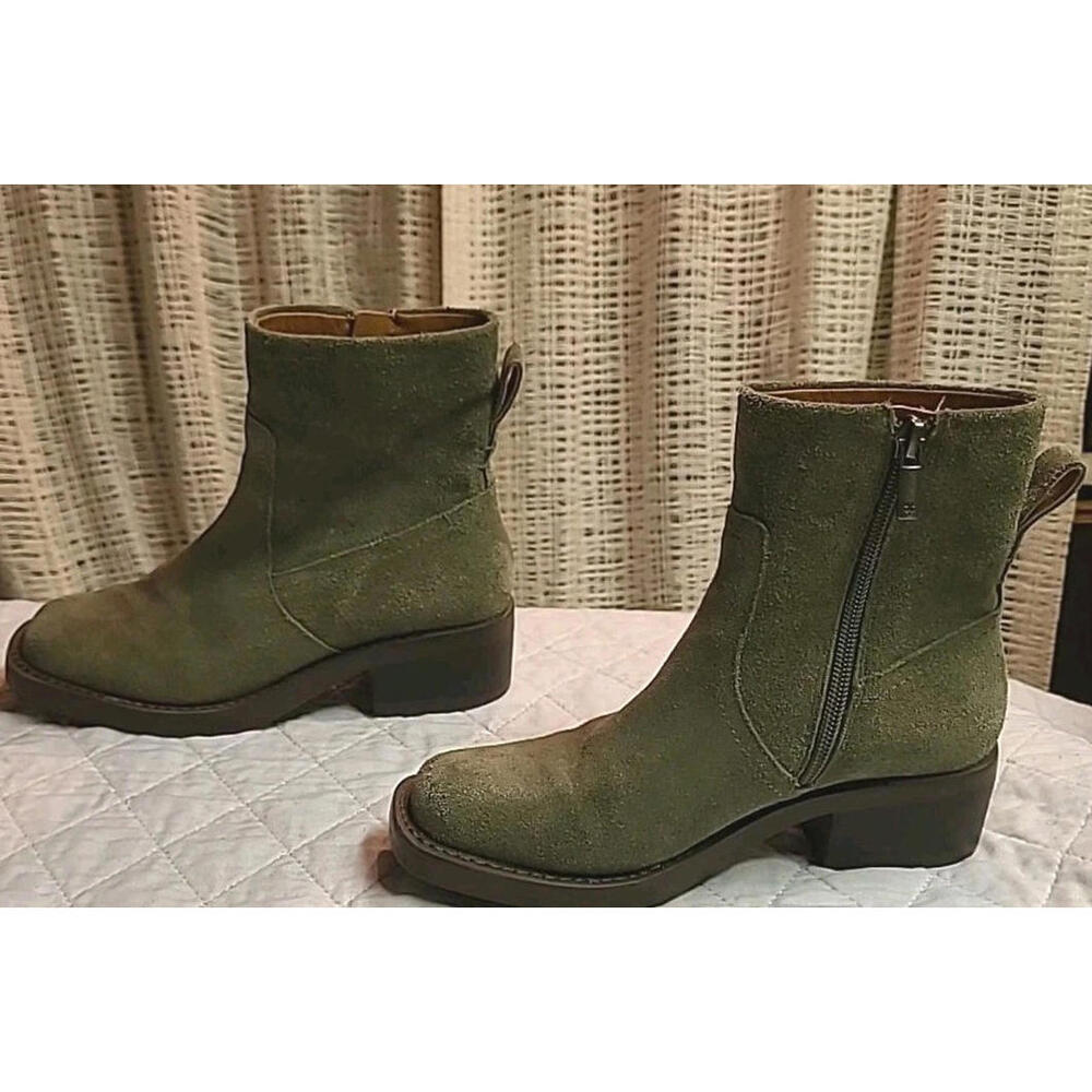 LUCKY BRAND Boots Kazey Square Toe Suede Bootie Block Heel Size 4 Preppy